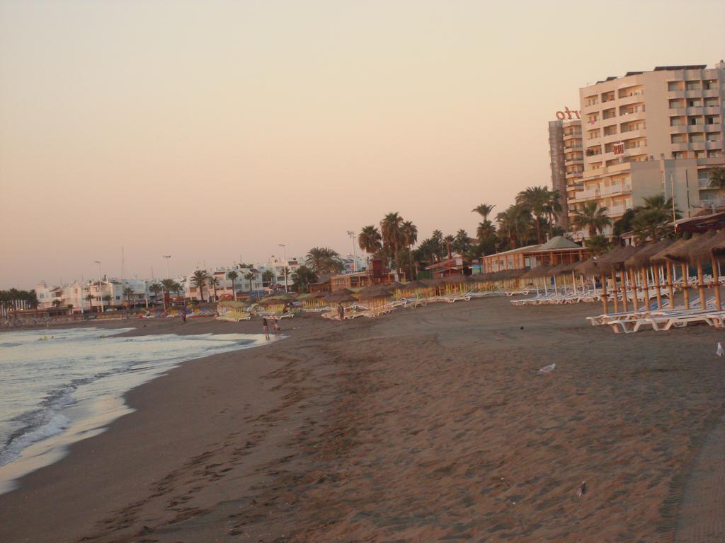 Apartamentos Sol Y Playa Torremolinos Exterior photo
